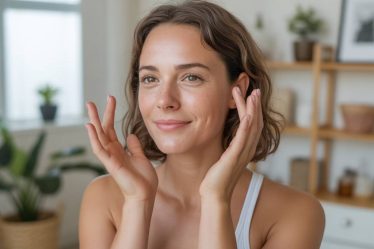 Comment renforcer la barrière cutanée en été : soins et conseils pour une peau protégée