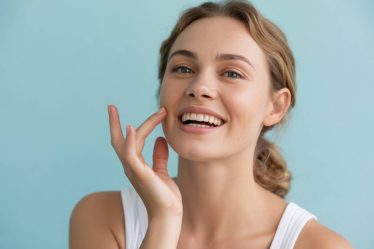 6 gestes simples pour préserver la blancheur naturelle de vos dents au quotidien