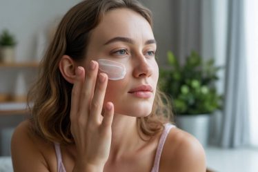 Les meilleurs soins nocturnes pour régénérer la peau du visage pendant le sommeil