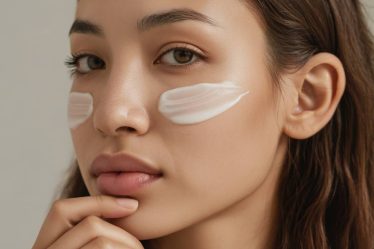 Korean glass skin : étapes, produits clés et conseils pour obtenir une peau lisse, lumineuse et transparente