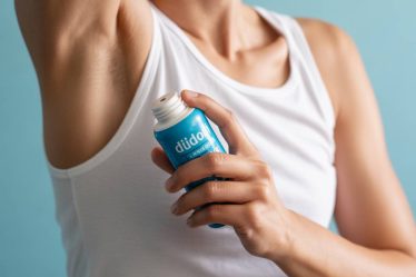 Comment choisir le bon déodorant selon son type de peau : efficacité, composition et confort au quotidien
